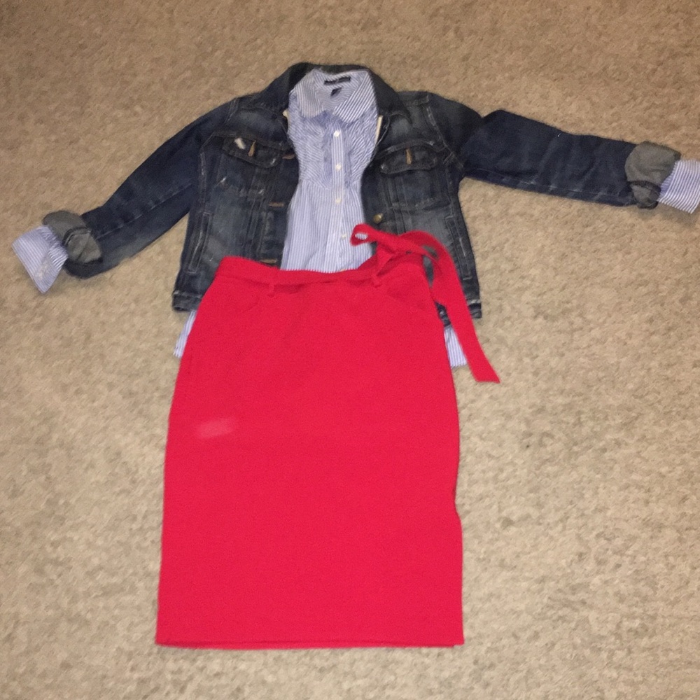 Gap ruffle neck button down - Picture 4 of 4